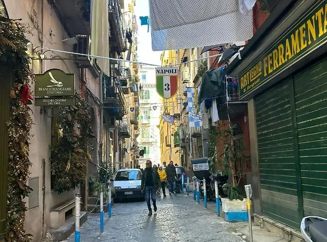 Cuore Di بيت ضيافة نابولي